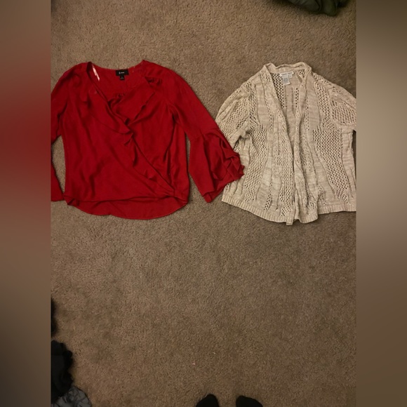 If you have any questions please call or text 716-259-0290 there are many shirts - Picture 6 of 16